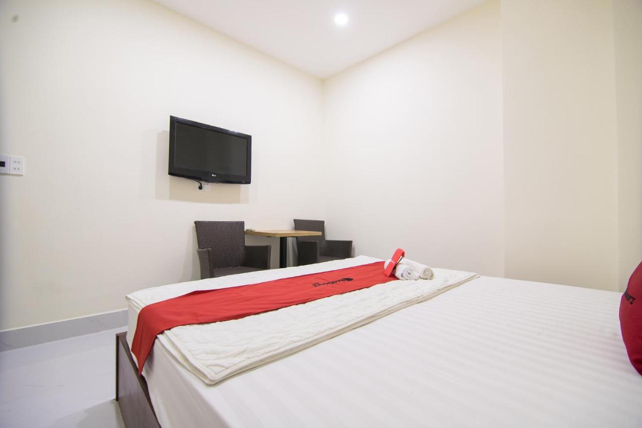 Reddoorz @ Le Van Sy Street Хошимин Экстерьер фото